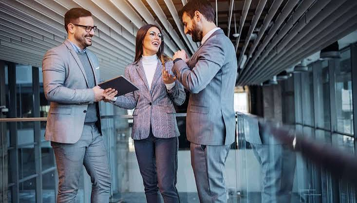 10 Things Only Boutique Commercial Real Estate Firms Do That the Big Players Simply Can’t